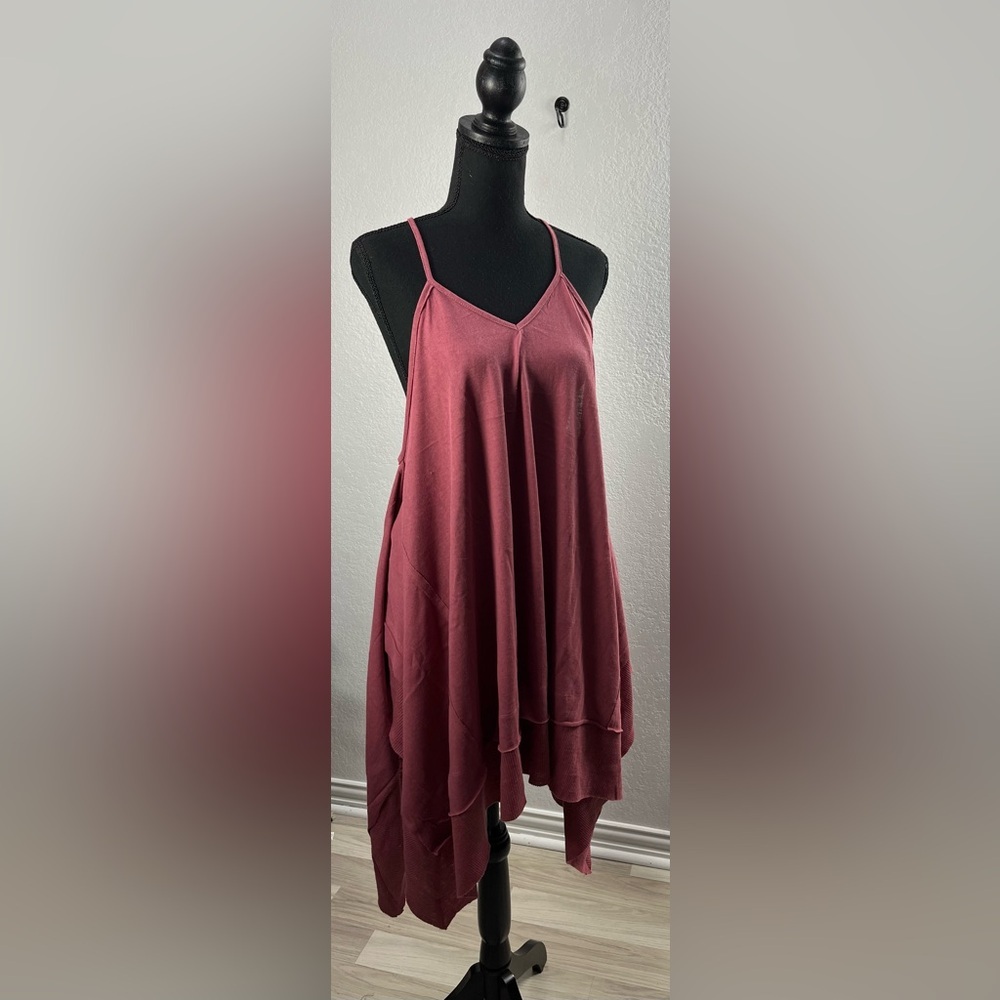 Kye Mi Women’s Pink V-neck handkerchief hem Midi dress spaghetti straps Sz L